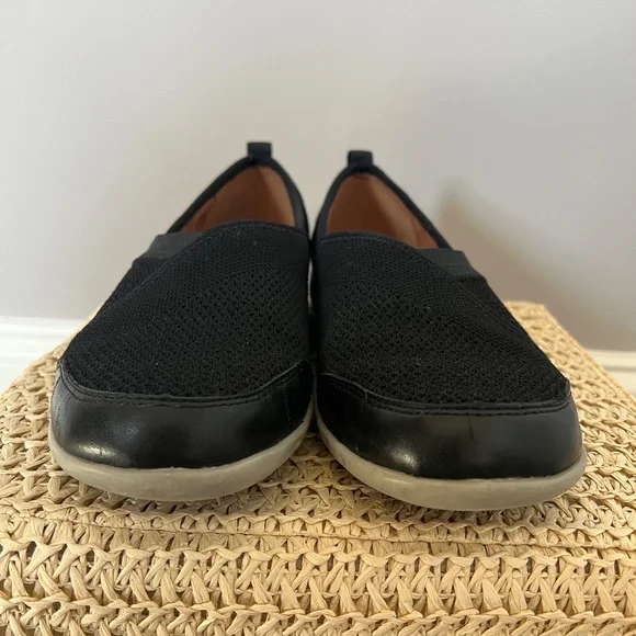 Cobb Hill Black Crossover Penfield Slip-On Sneaker - Women's size 9 - Picture 6 of 8